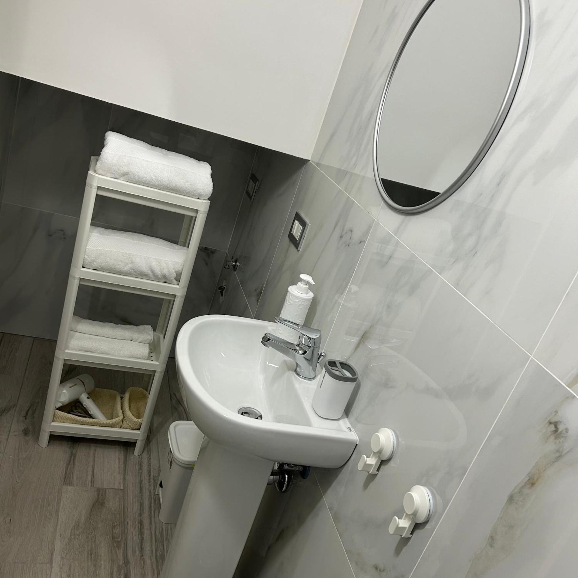 House Diva Apartment Napoli Bagian luar foto