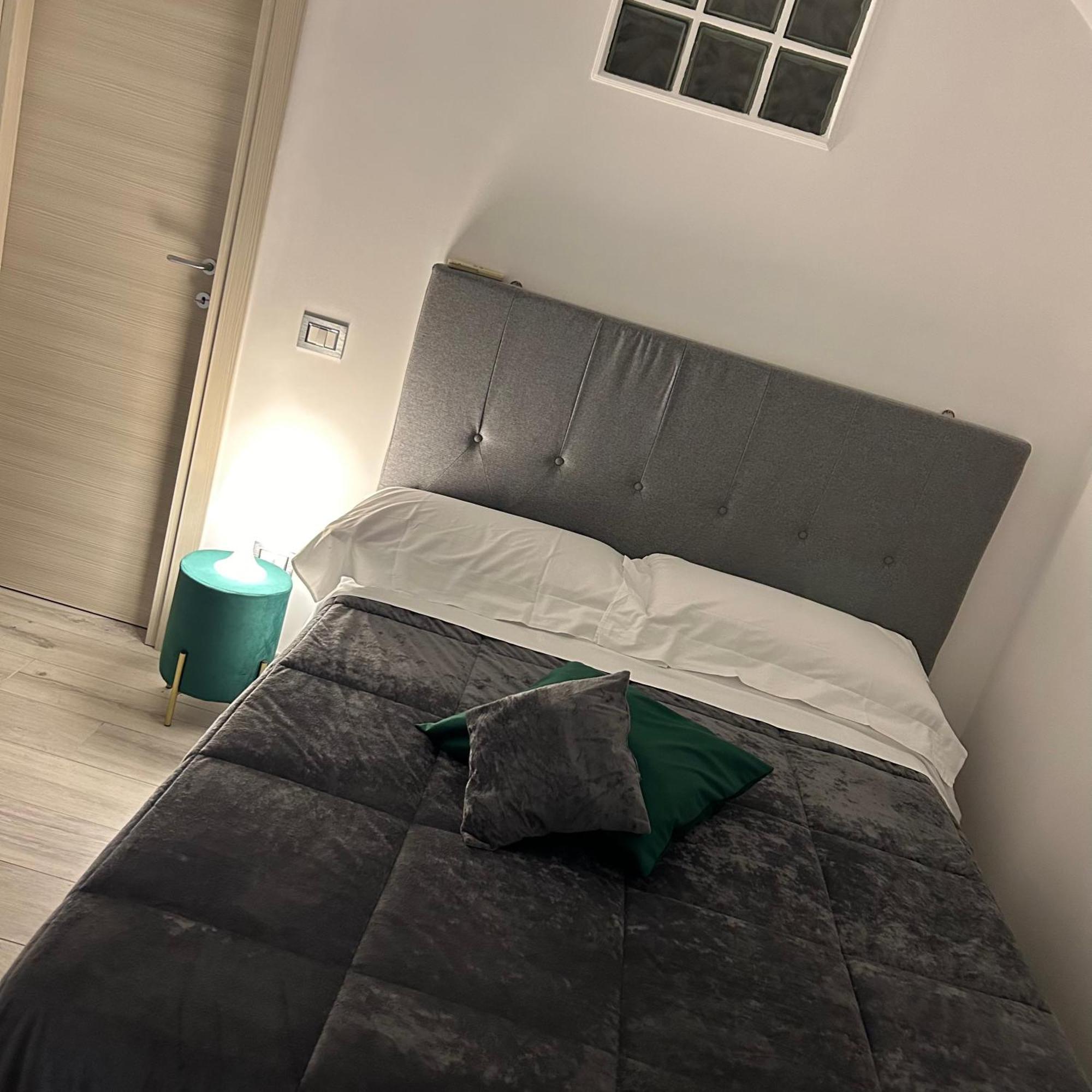 House Diva Apartment Napoli Bagian luar foto